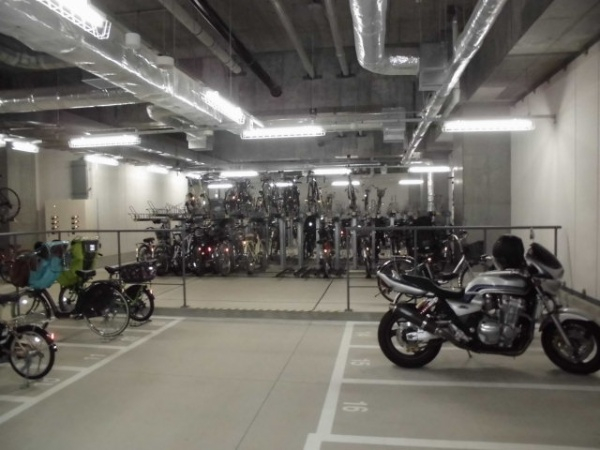 バイク&駐輪場