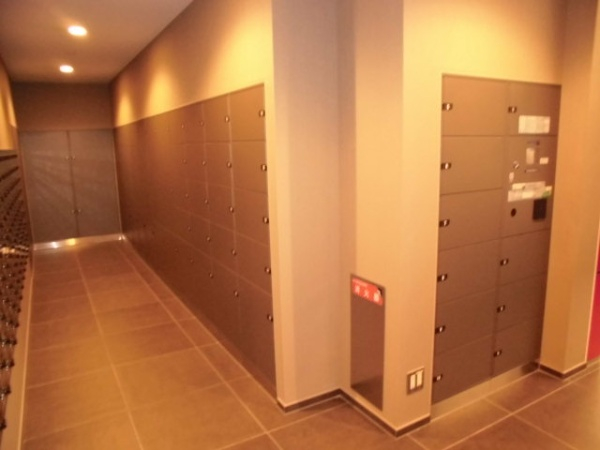 宅配BOX